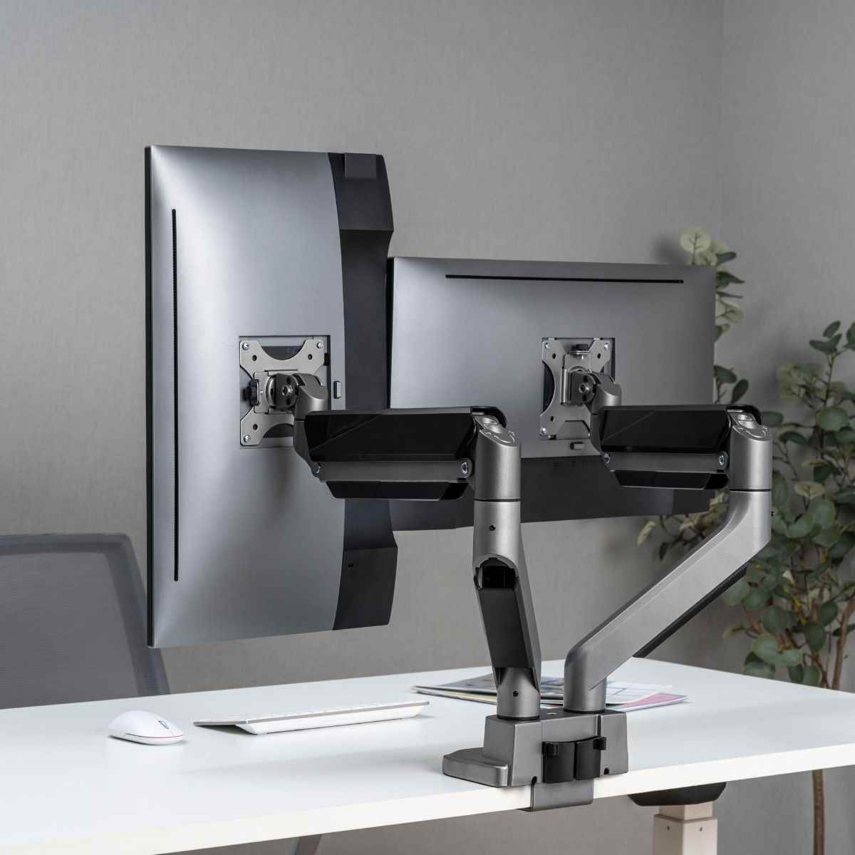 Studio Pro Heavy-Duty Dual Monitor Arm | Space Grey